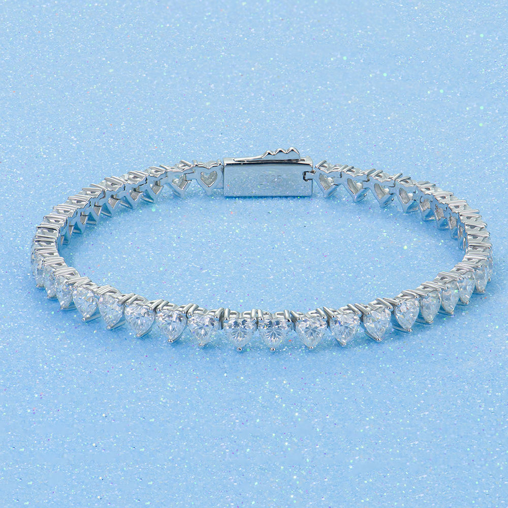 Silver Fine Jewelry White 4*4mm Heart-Shaped DEF Shiny 18cm Classic Style Fashionable Moissanite Diamond Tennis Bracelet