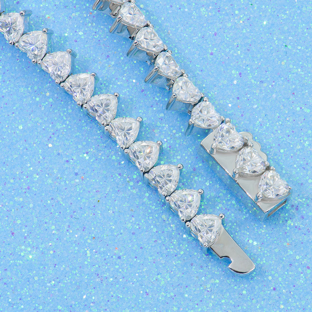Silver Fine Jewelry White 4*4mm Heart-Shaped DEF Shiny 18cm Classic Style Fashionable Moissanite Diamond Tennis Bracelet